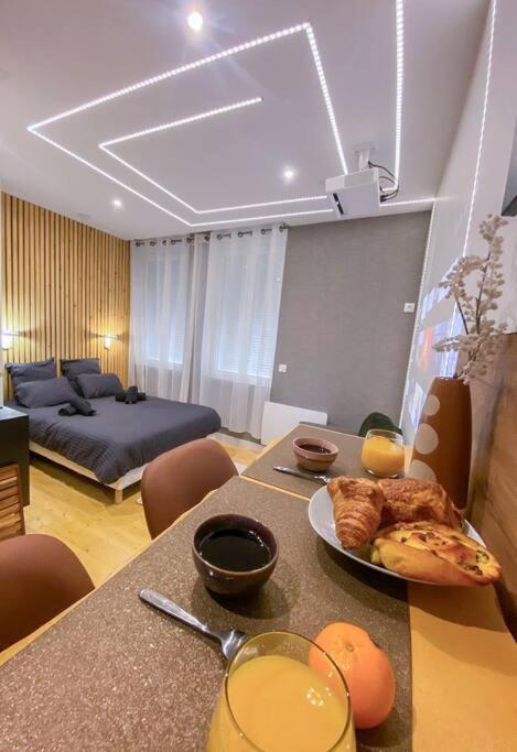 Le Pluvier D'Argent*Home Cinema آبّيفيل المظهر الخارجي الصورة